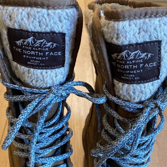 The North Face Shellista II winter boot. Womens size 6 - Picture 3 of 9